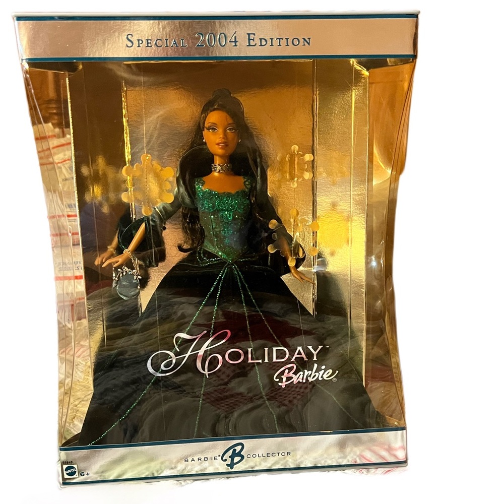 * NEW * HOLIDAY Barbie Doll 2004 Special Edition Never opened